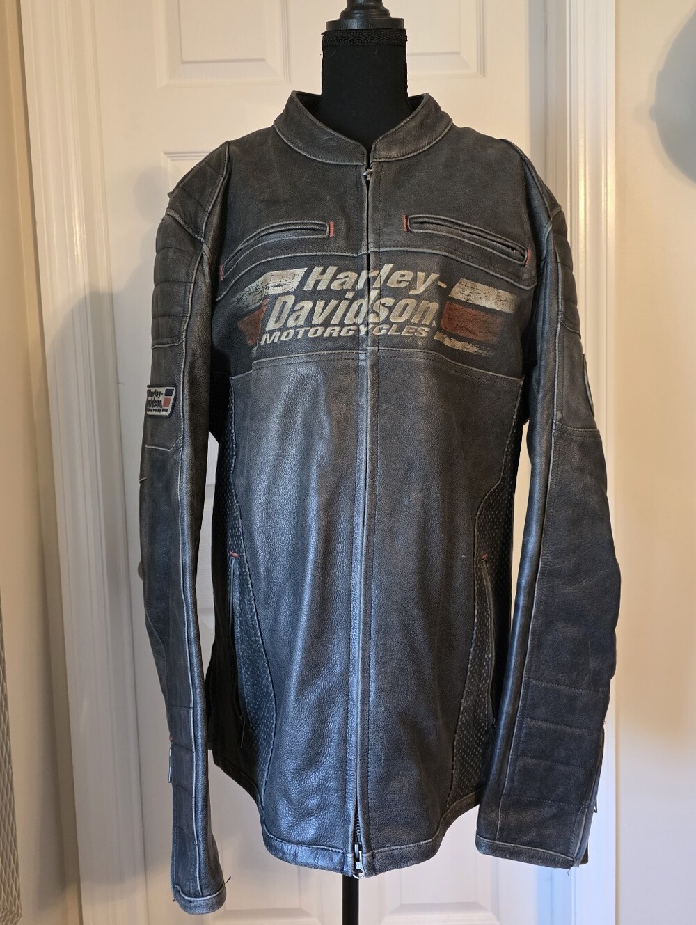 Men’s Harley Davidson Astor Patches Distressed Leather Jacket